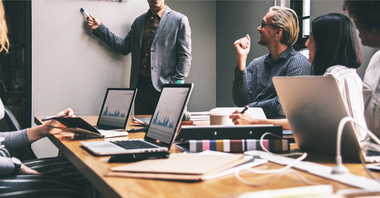 Desarrolla una Estrategia de Ventas Efectiva bajo el Enfoque de Disciplina Comercial